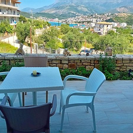 Artur Apartments Himarë Extérieur photo
