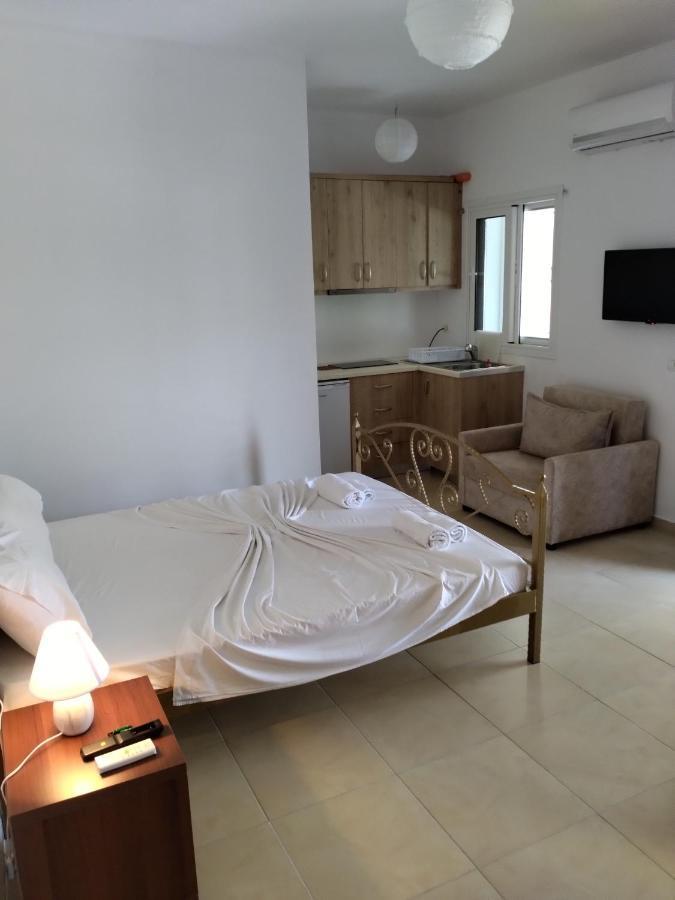 Artur Apartments Himarë Extérieur photo