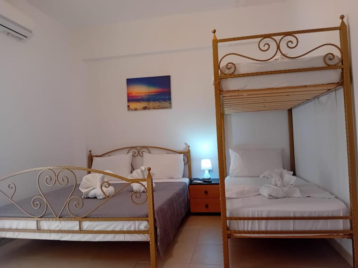 Artur Apartments Himarë Extérieur photo