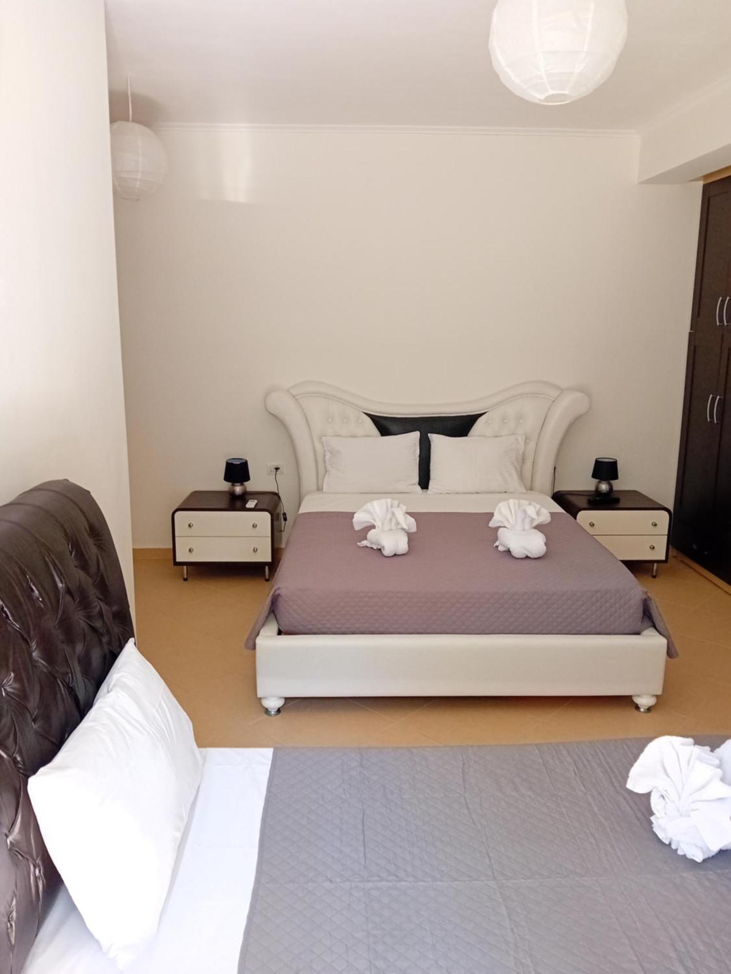 Artur Apartments Himarë Chambre photo
