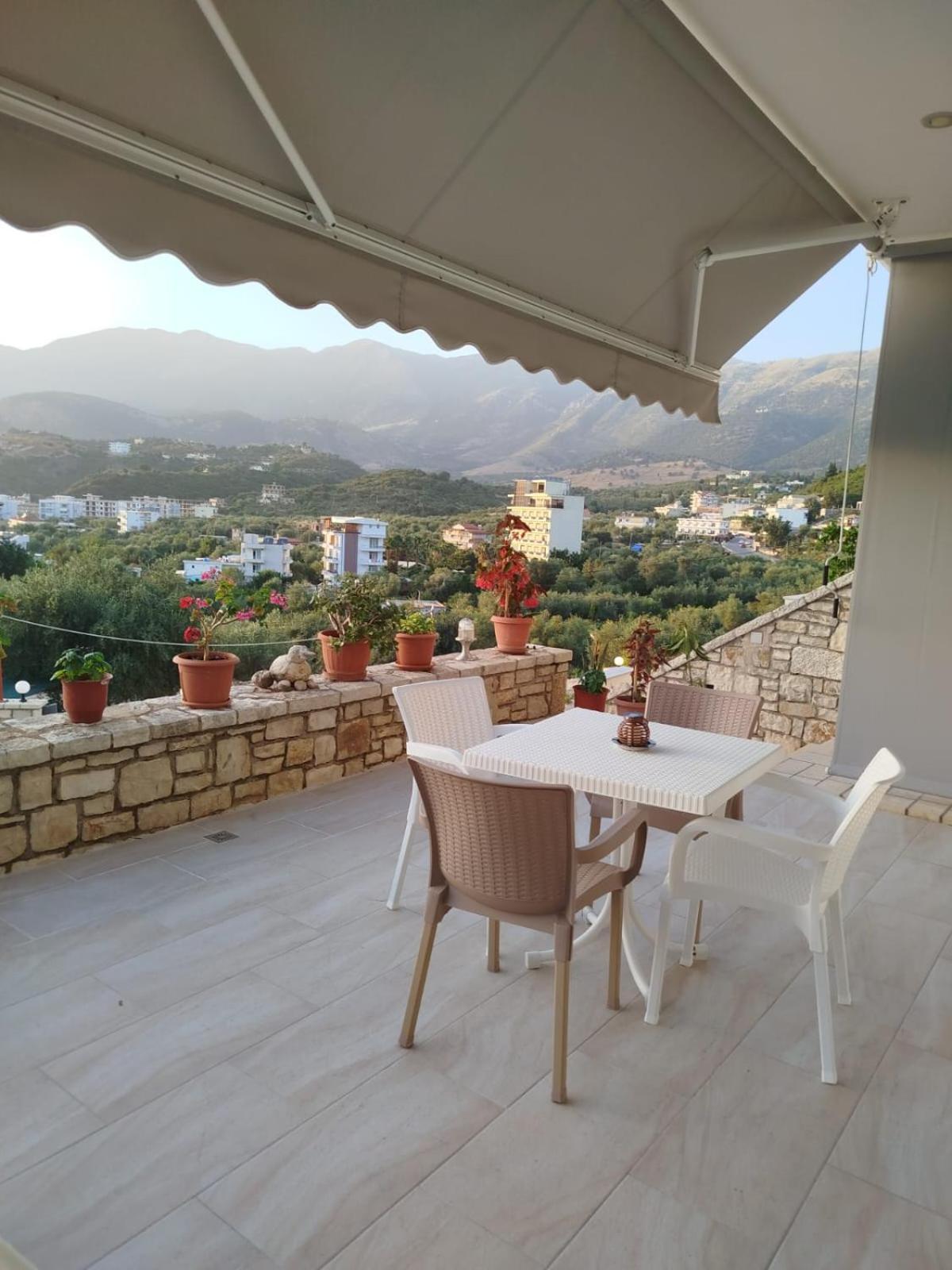 Artur Apartments Himarë Chambre photo