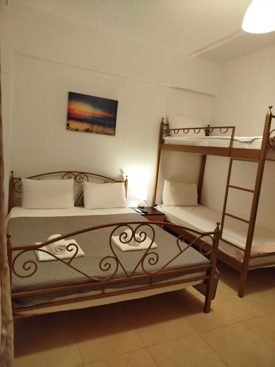 Artur Apartments Himarë Chambre photo