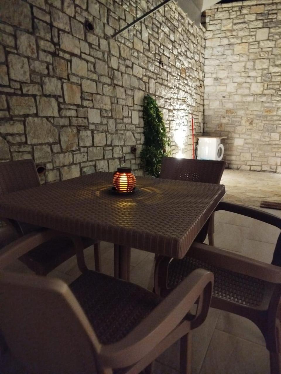 Artur Apartments Himarë Extérieur photo